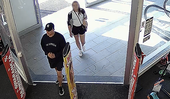 Policja wyjaśnia sprawę kradzieży. Rozpoznajesz tego mężczyznę? Policja wyjaśnia sprawę kradzieży. Rozpoznajesz tego mężczyznę?