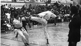 Karatecy świętują 45. urodziny Karatecy świętują 45. urodziny