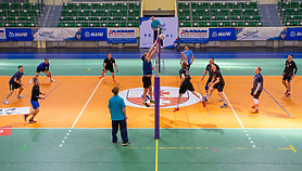 Decydująca faza w siatkarskiej lidze amatorów