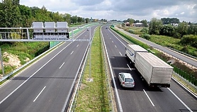 Tysiące złapanych przez nowy pomiar prędkości na siódemce Tysiące złapanych przez nowy pomiar prędkości na siódemce