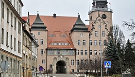 Hejnał Elbląga o 12.46. To symboliczna godzina