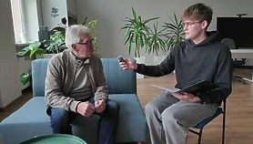 „Mundurek zobowiązywał, a szkoła była powodem do dumy” „Mundurek zobowiązywał, a szkoła była powodem do dumy”