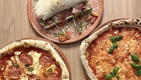 Pizzeria Mała Roma. Rzym nieopodal Bramy Targowej