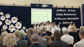 Szkoła w Jegłowniku świętowała 80-lecie