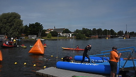 Sztafety triathlonowe otworzyły weekend pełen sportu
