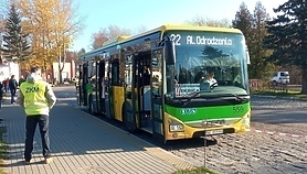 1 listopada bezpłatnie komunikacją miejską na cmentarz