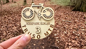 Wyjątkowe statuetki zawodów Truso MTB