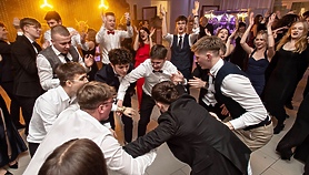 Wyjątkowy wieczór. Studniówka ZSM