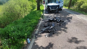Zderzenie busa z osobówką Zderzenie busa z osobówką