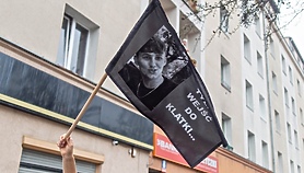 Po śmierci Oliwiera. Nadal nie ma opinii z sekcji Po śmierci Oliwiera. Nadal nie ma opinii z sekcji