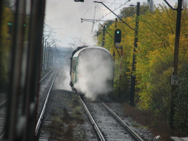 JUMP TO NEXT TRAIN.... (Wrzesień 2010)