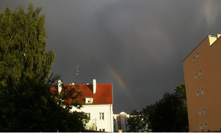 Niespotykana podwójna tęcza nad Elblągiem.