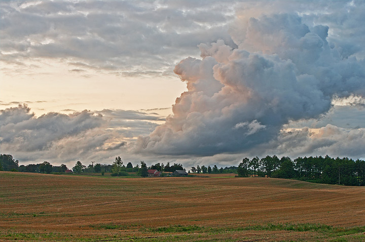 Zagroda pod chmurką (Październik 2011)