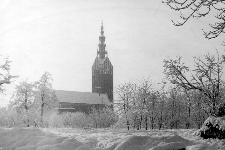 Styczeń ok 40 lat wstecz. Tą fotkę wykonałem jeszcze "na mokro"