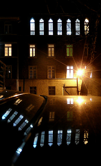Szpitalne okna.Frombork. (Marzec 2012)