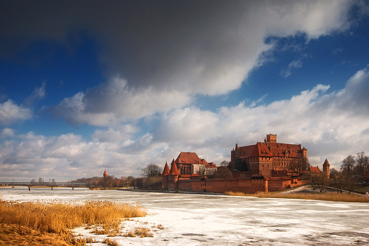 Malbork zimowo.