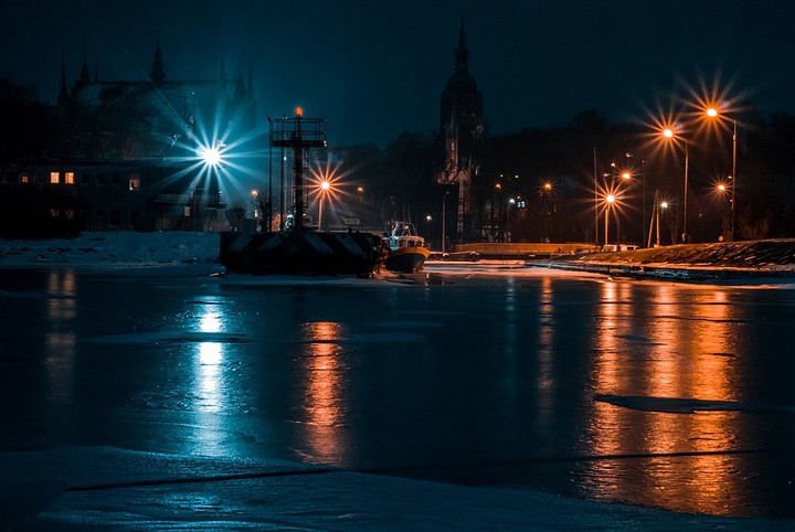 Frombork by Night (Luty 2014)