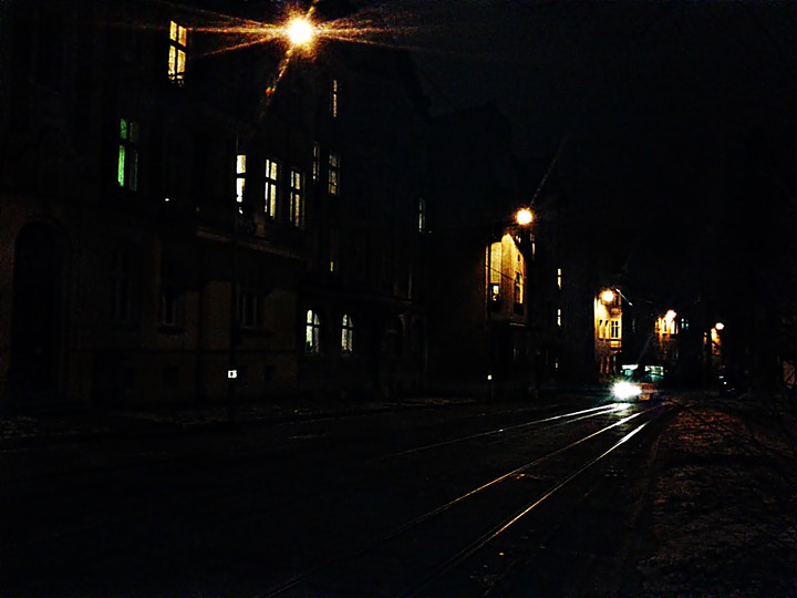W ciemnej uliczce (Luty 2015)