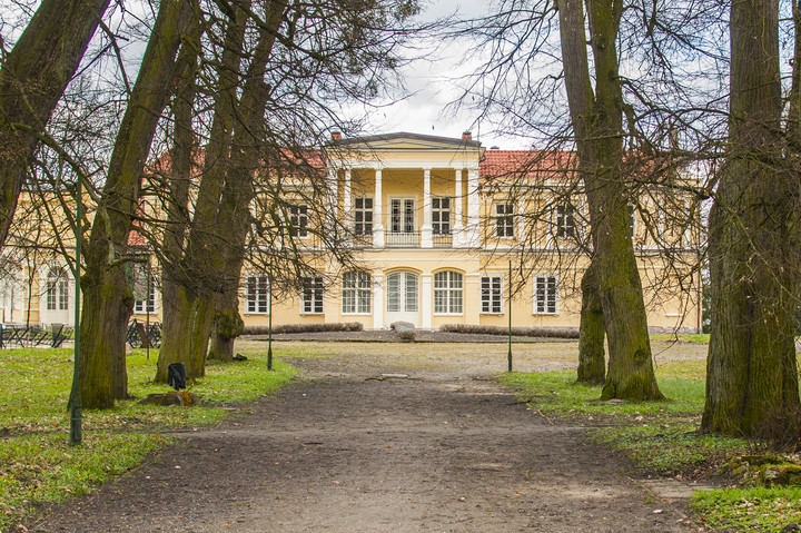 Coś z dalszych zakątków dawnego województwa. (Kwiecień 2015)