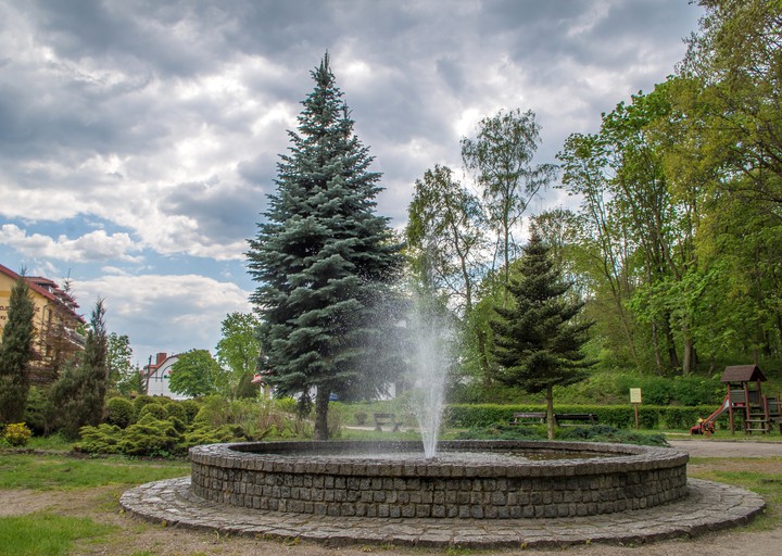 Park z fontanną