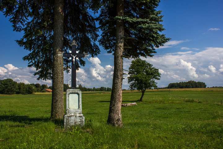 Daleko gdzieś. (Sierpień 2016)