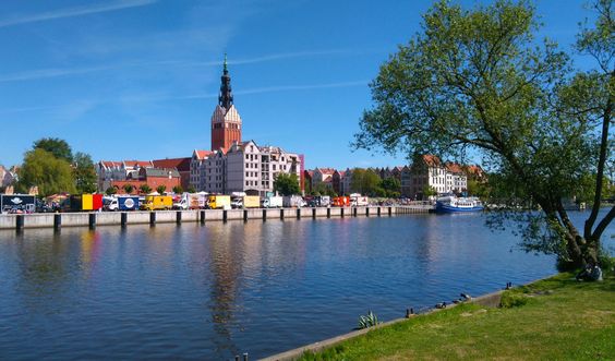 Stare Miasto - na drugim brzegu (Sierpień 2017)