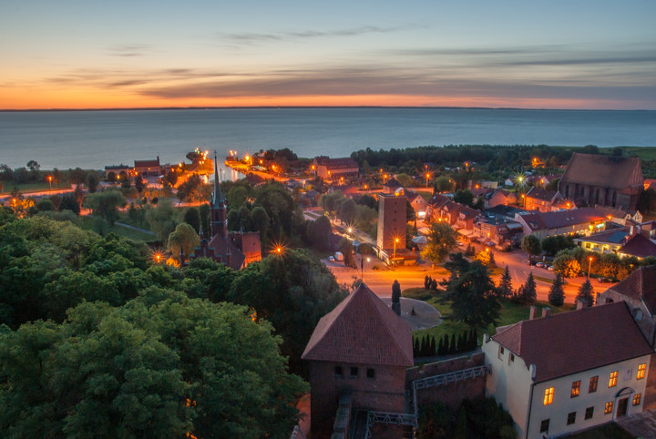 Widok na miasto z wieży Radziejowskiego. (Czerwiec 2018)