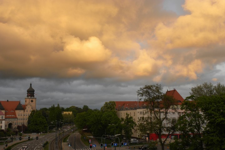 Pod wielkim dachem nieba (Maj 2019)