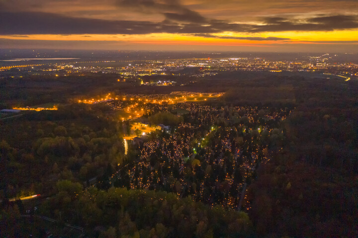 Przed Pierwszym Listopada. (Listopad 2020)