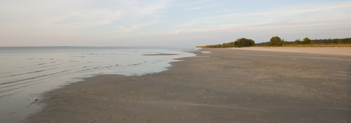 Pustki na plaży.