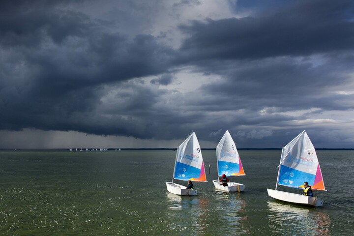 Regaty Dziecięce o Puchar Mariny Elbląg z cyklu Żeglarski Puchar Żuław (22-23.07.2023) Autorzy: Irena i Krzysztof Polak (Sierpień 2023)