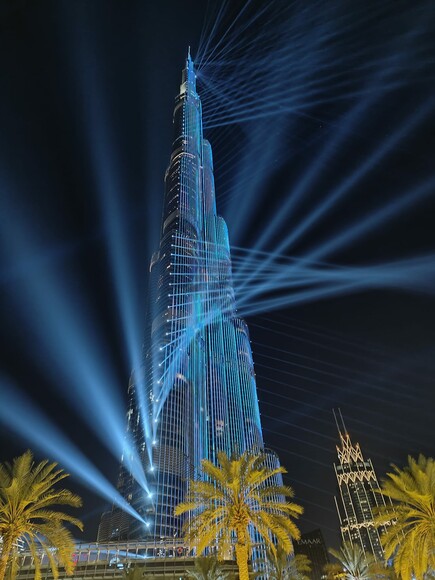 Burj Khalifa - najwyższy budynek świata (Luty 2024)