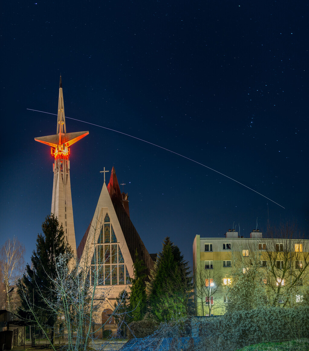 Przelot ISS. Widok nad Sanktuarium Matki Bożej Nieustającej Pomocy.
