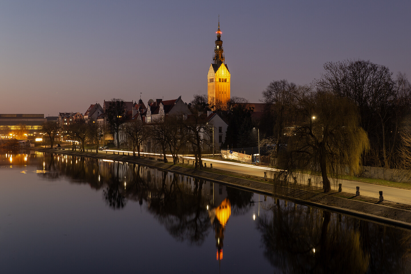 Elbląg nocą