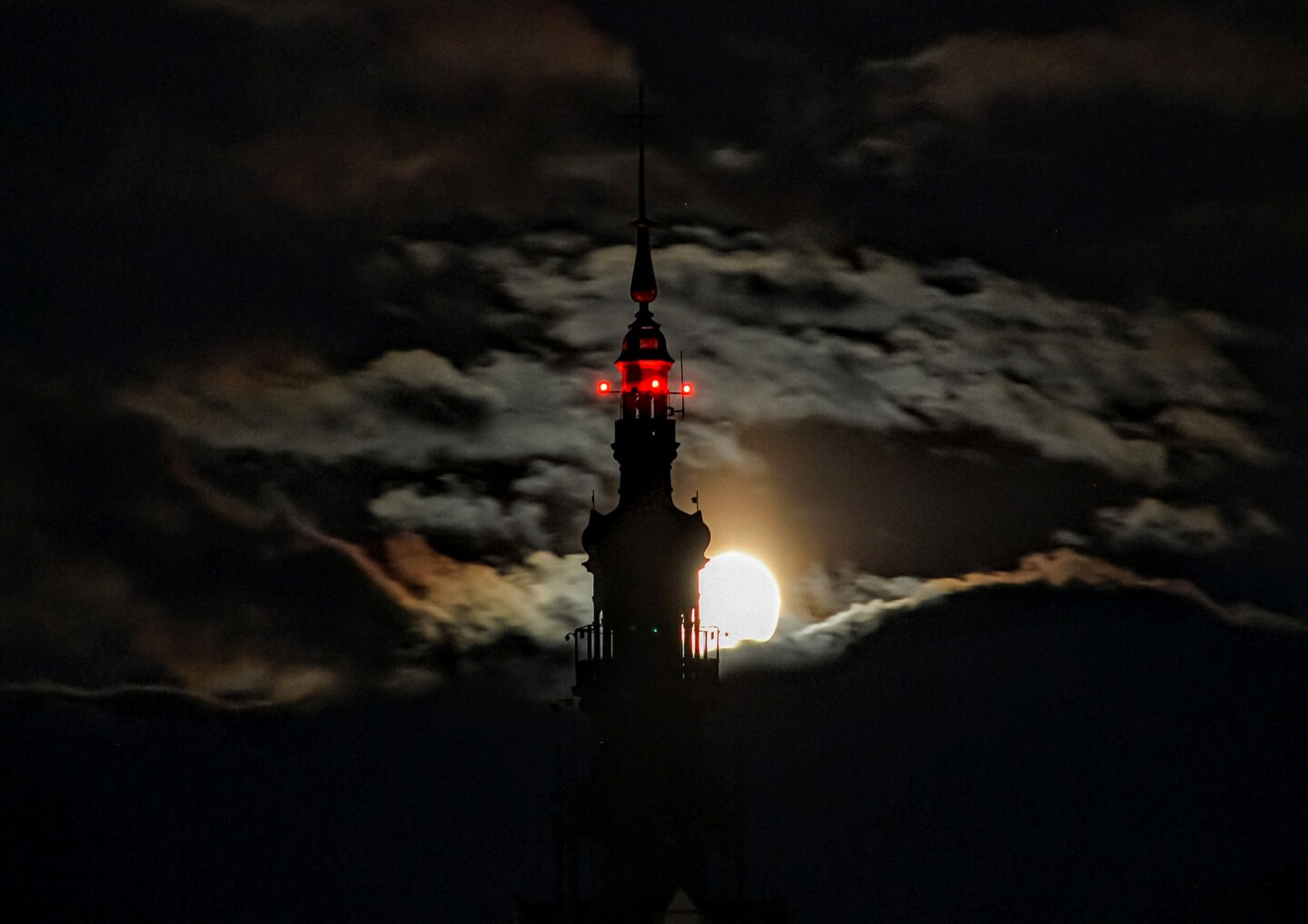 Księżycowa Noc