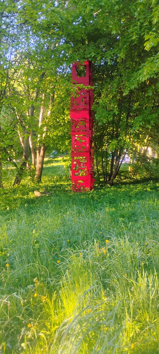 Czerwony jak cegła.