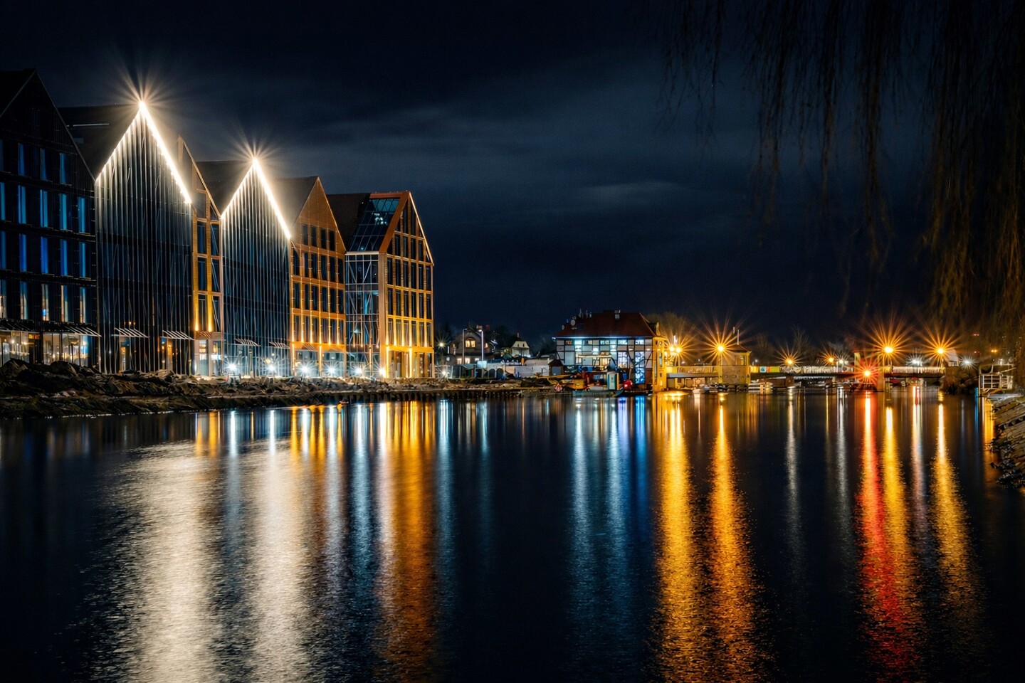 „Światło i cisza miasta” (Grudzień 2025)