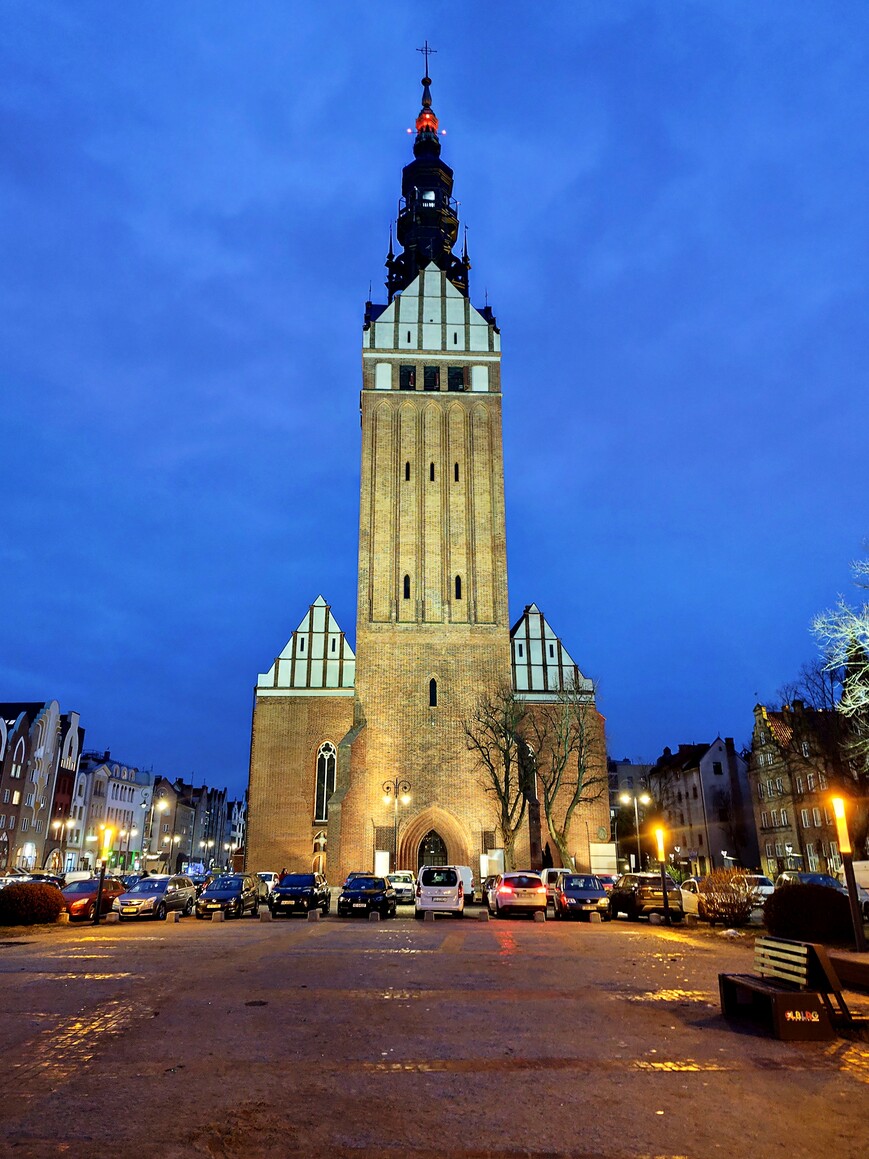 Piękna i cudowna Katedra Świętego Mikołaja 🥰🥰🥰❤️❤️❤️❤️❤️