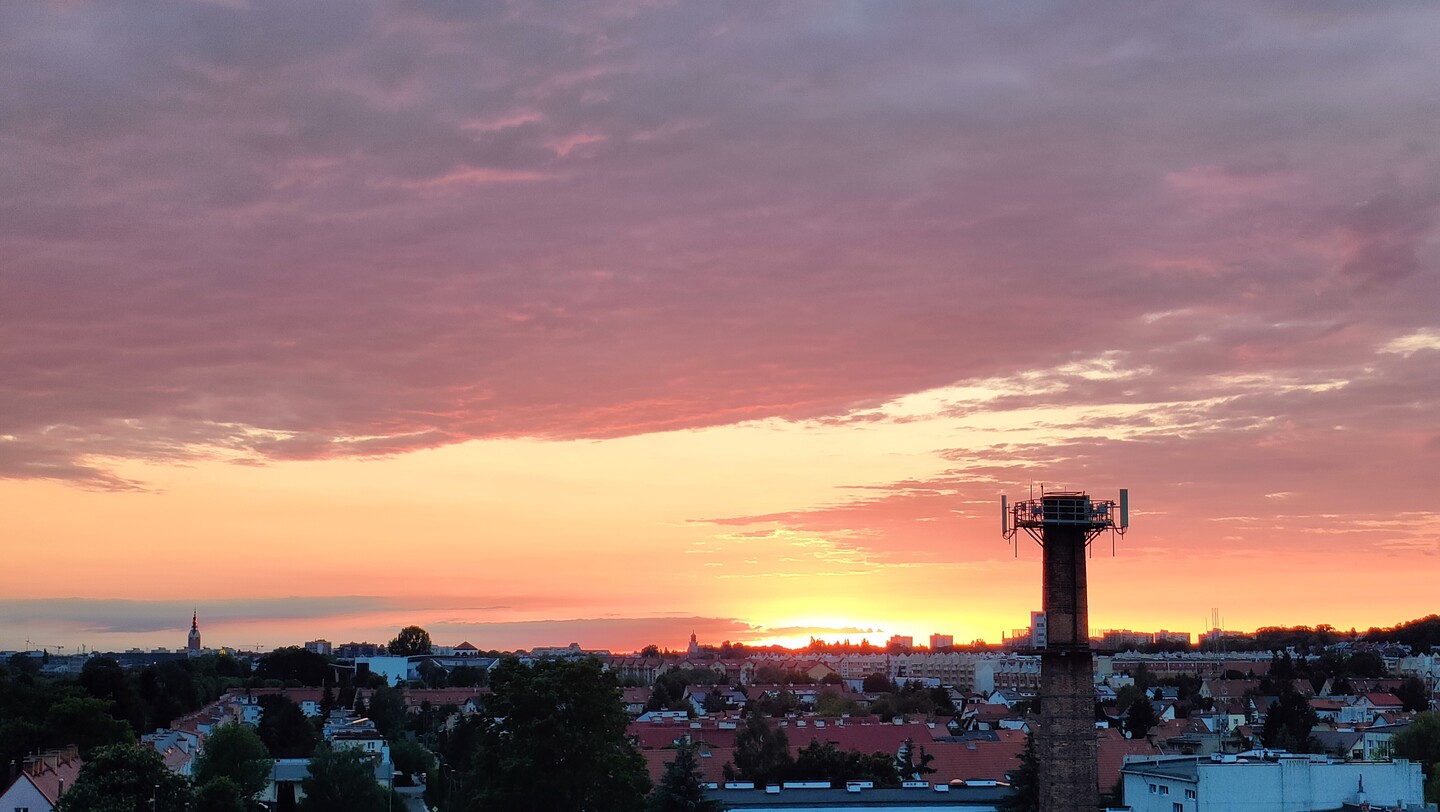 " O zachodzie słońca "