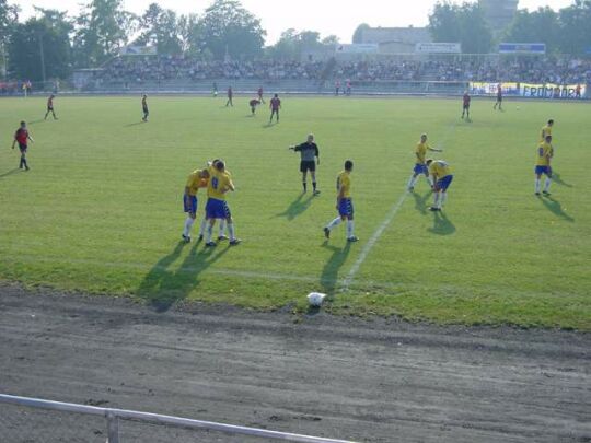  
Radość z pierwszej bramki w III lidze OLIMPII - POLONII ELBLĄG - 14.08.2002 r.