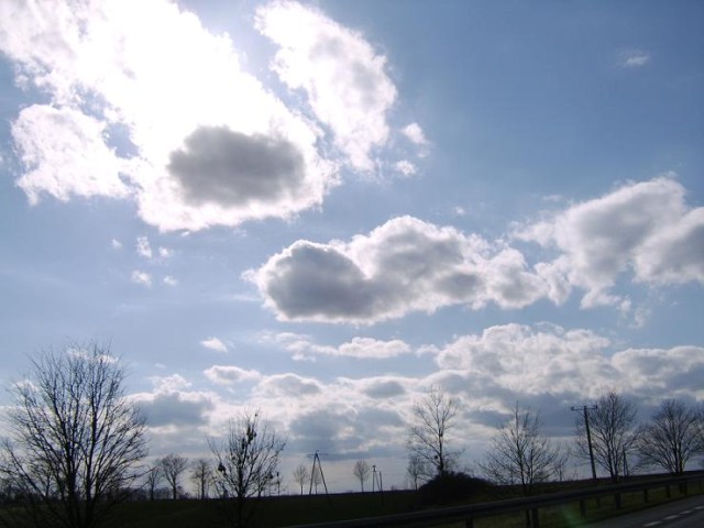 Niebo Kwietniem też potrafi być piękne :) (Kwiecień 2006)