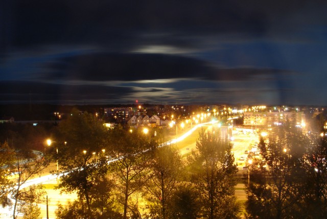  
Ulica Elbląga nocą