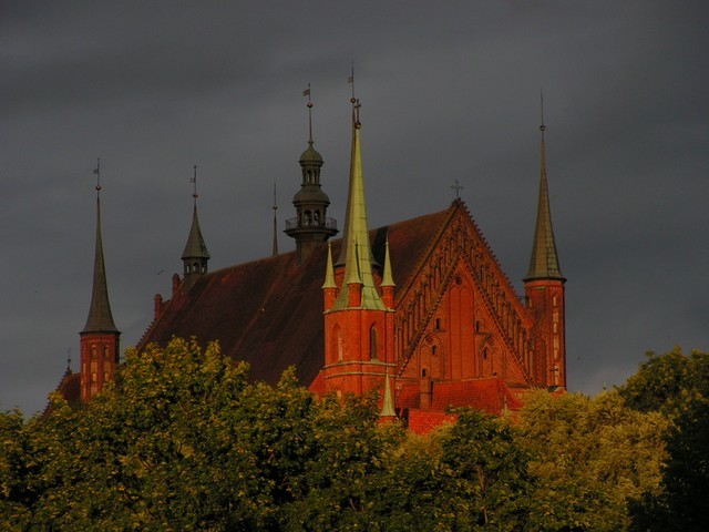 Katedra- Frombork . 
i ostatnie promienie...