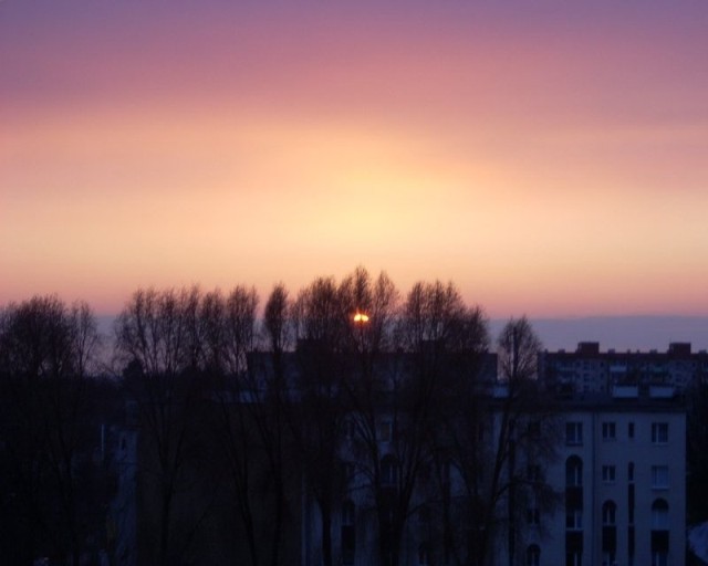 Zachód słońca widziany z balkonu na ul. Płk. Dąbka:)