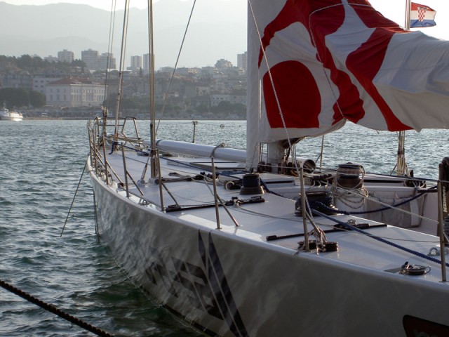 Cro-a sail - jacht regatowy klasy Maxi w Splicie.