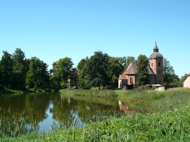 kościół okolice E-G (Wrzesień 2008)
