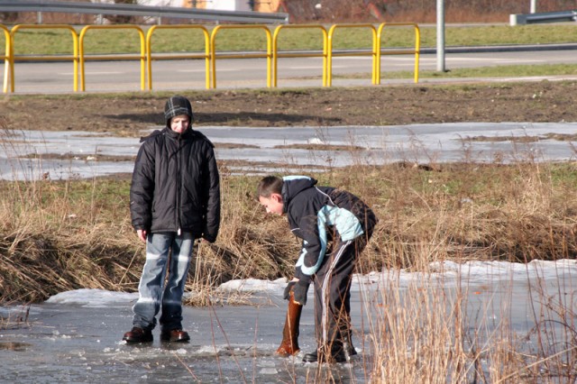 Lodołamacz - okolice mostu na Modrzewinę (Styczeń 2009)