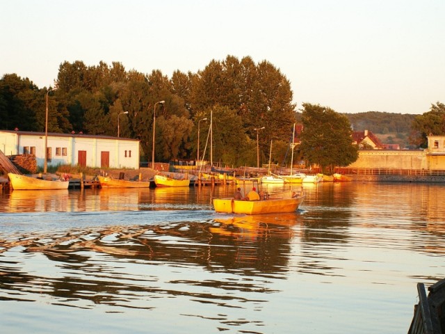 Powrót rybaków do portu w Tolkmicku