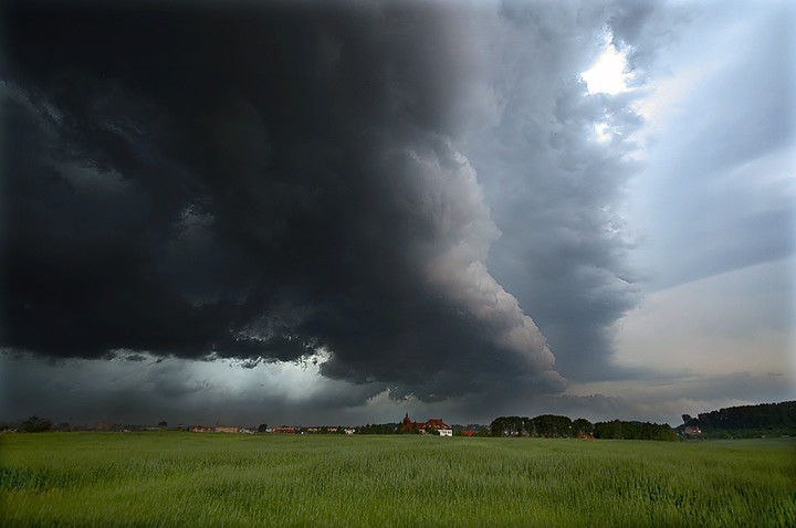 Front burzowy (Sierpień 2010)