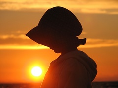 Słońce w kapeluszu
Zdjęcie nagrodzone w konkursie sierpniowym